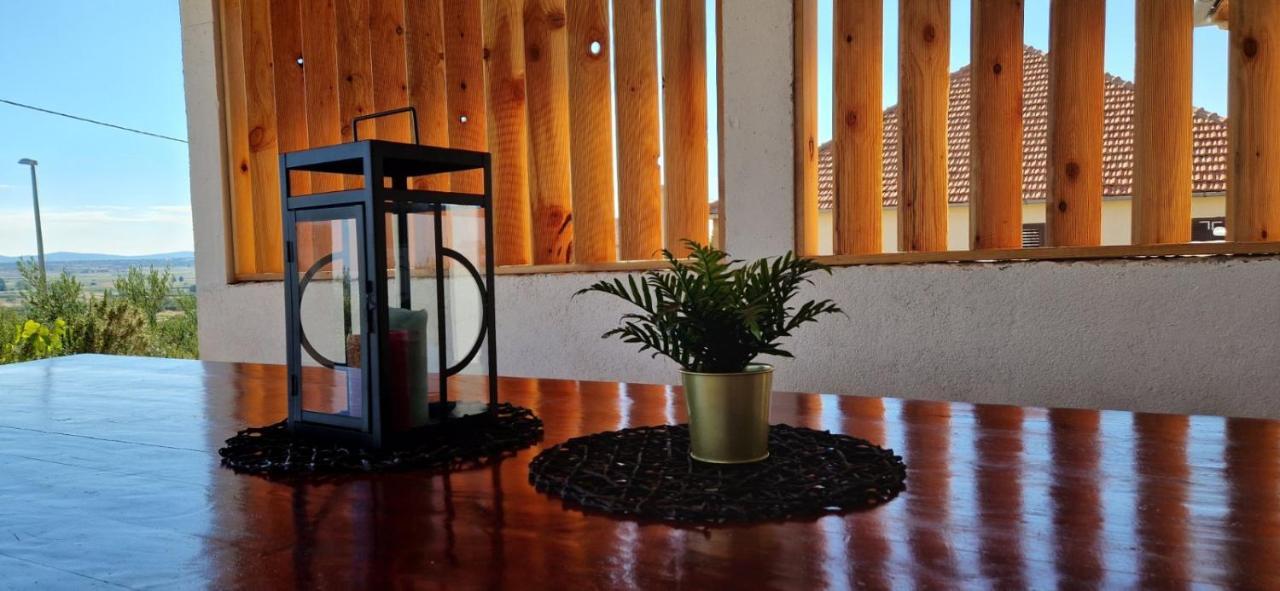 Holiday House Da & Do Pakostane Exterior photo
